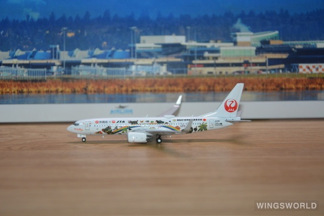 JC Wings 1:400 EW4738012 Japan Transocean Air 日本越洋航空 Boeing 737-800 JA11RK