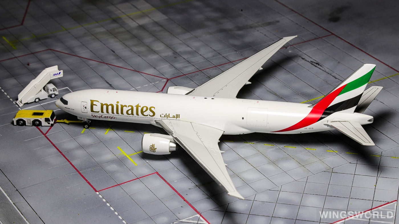 Phoenix 1:400 PH10324 Emirates 阿联酋航空 Boeing 777F A6-EFD
