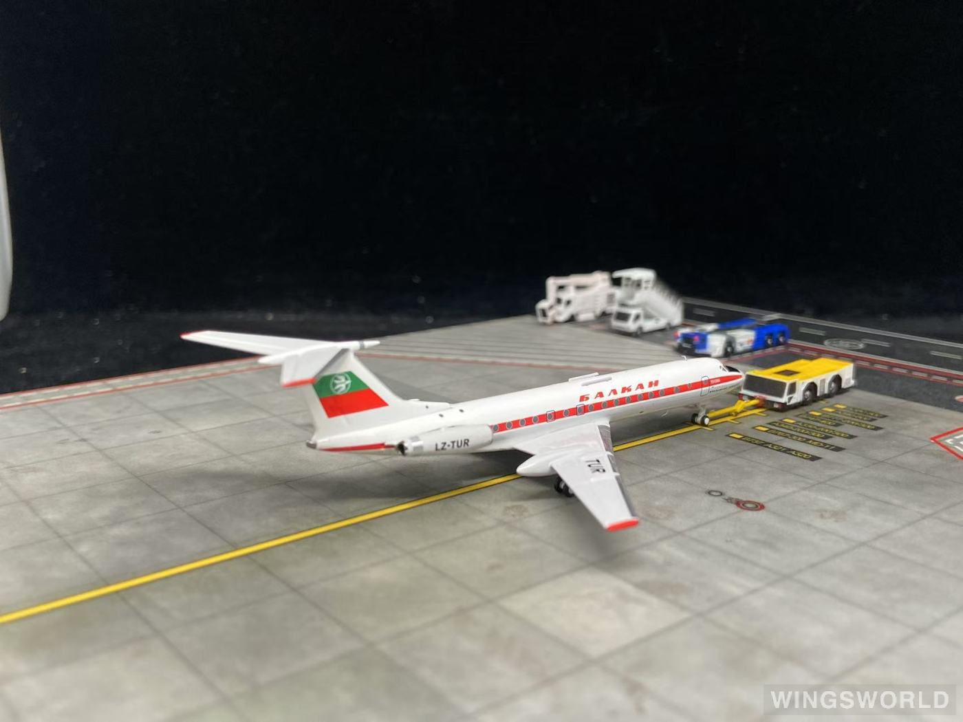 Pandamodel 1:400 62416 Balkan Bulgarian Airlines 巴尔干保加利亚航空公司 Tupolev TU-134 LZ-TUR
