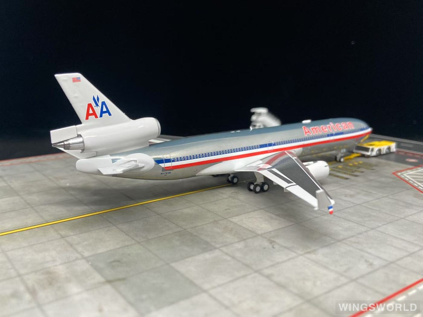 Pandamodel 1:400 PM62425 American Airlines 美国航空 McDonnell Douglas MD-11 N1761R