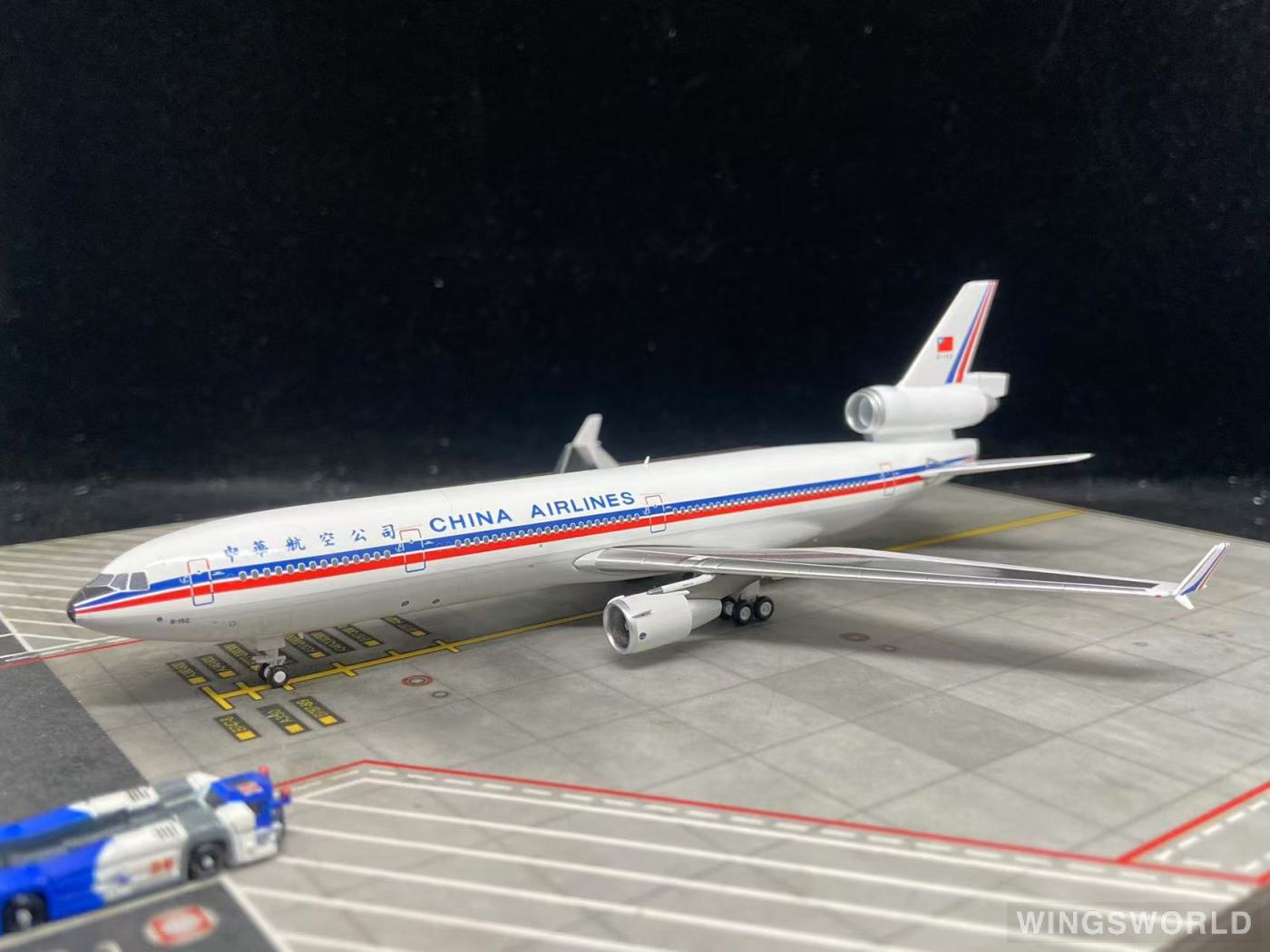 C Model 1:400 C0033 China Airlines 中华航空 McDonnell Douglas MD-11 B-152