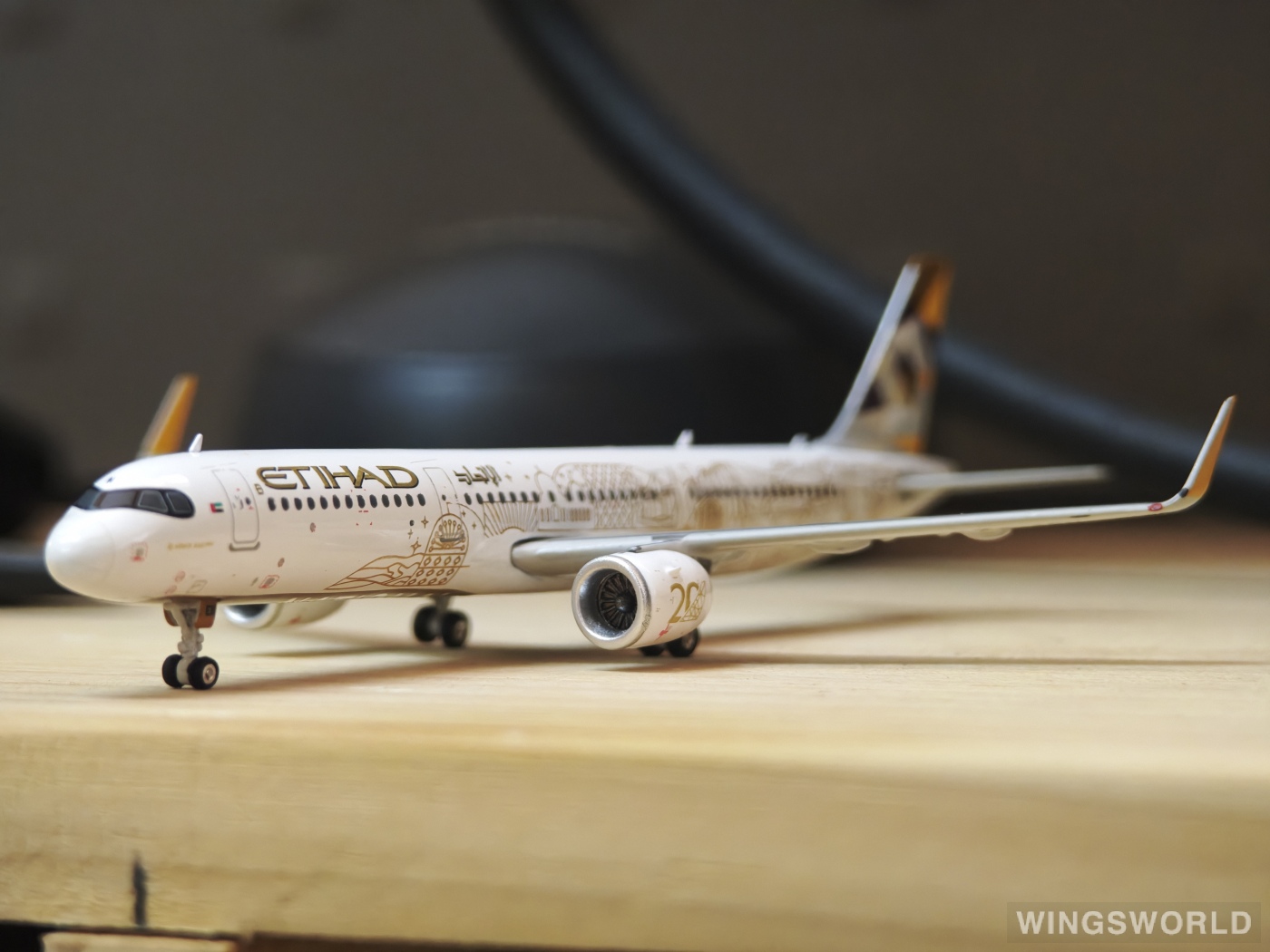 Phoenix 1:400 PH11924 Etihad Airways 阿提哈德航空 Airbus A321neo A6-AEN