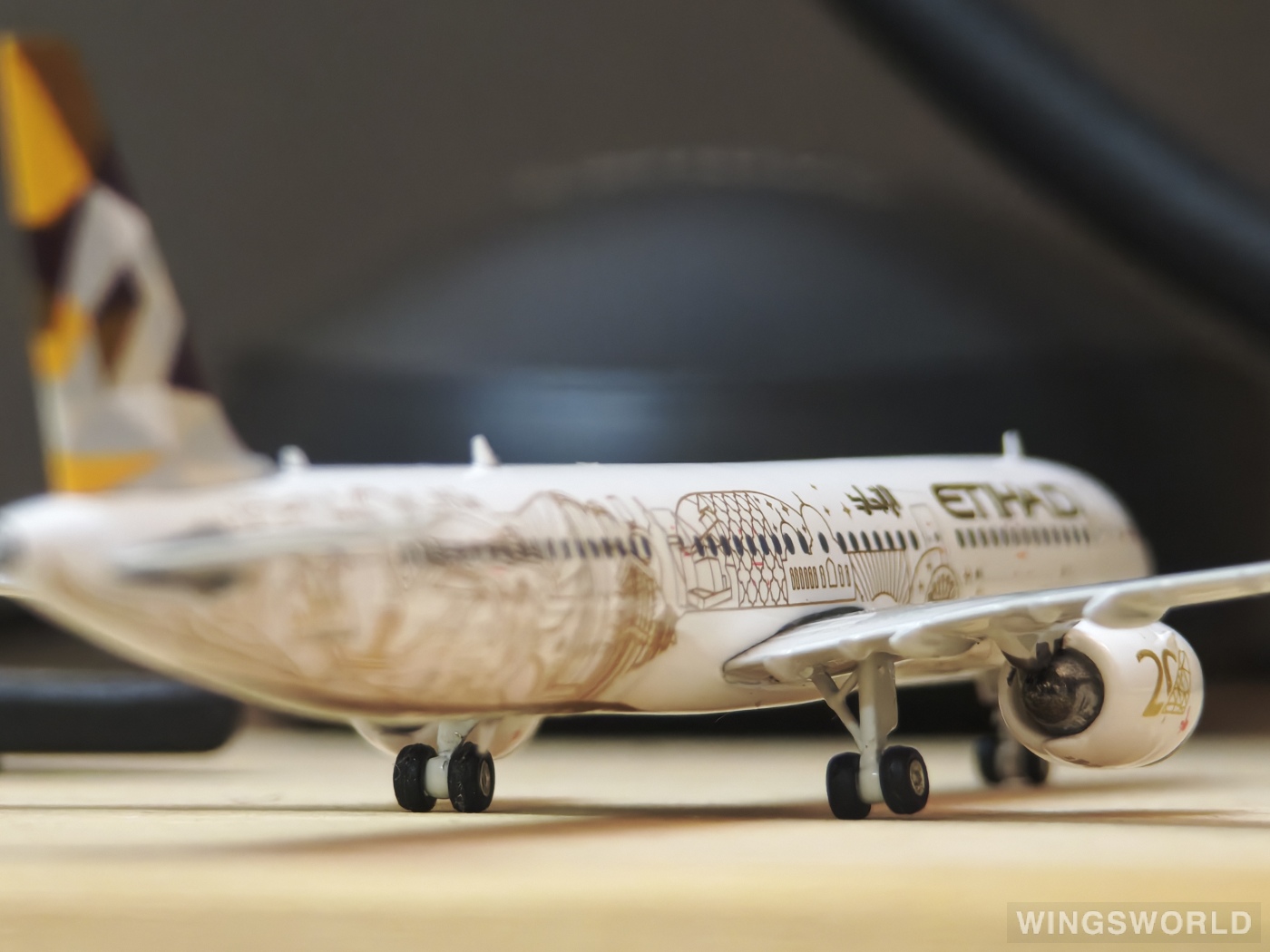 Phoenix 1:400 PH11924 Etihad Airways 阿提哈德航空 Airbus A321neo A6-AEN