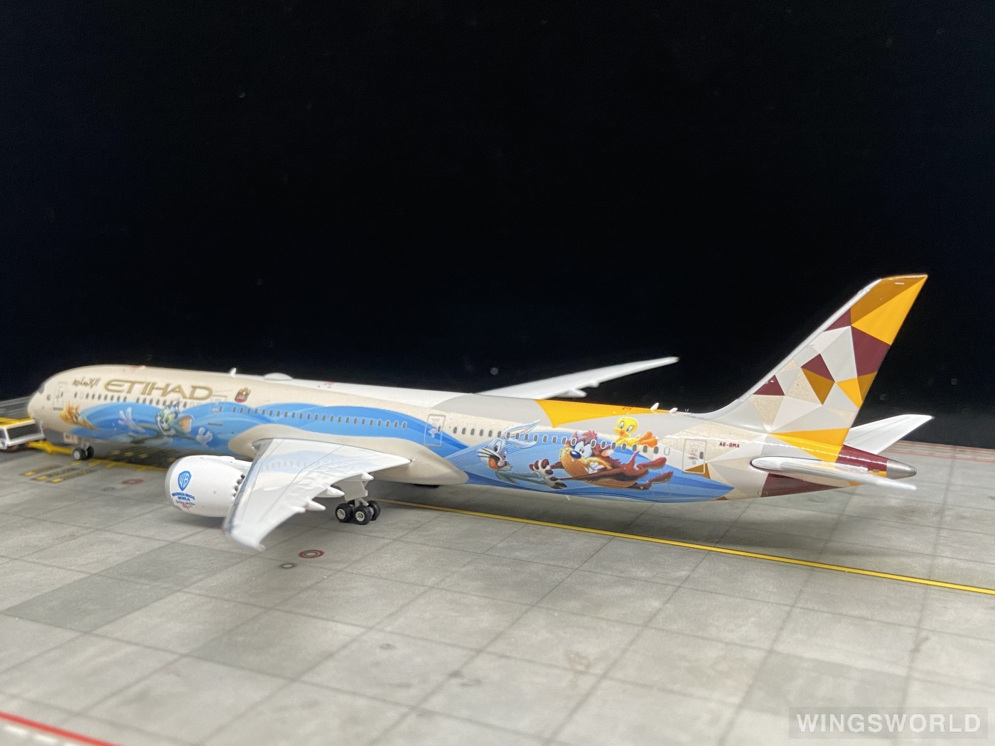Phoenix 1:400 PH04608 Etihad Airways 阿提哈德航空 Boeing 787-10 A6-BMA
