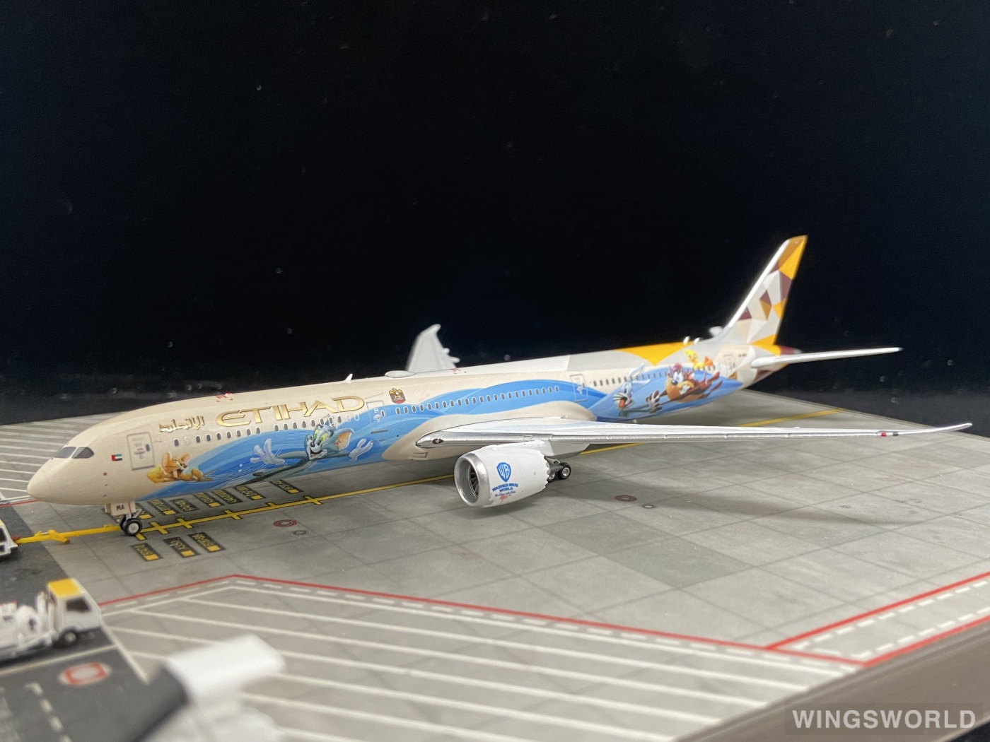 Phoenix 1:400 PH04608 Etihad Airways 阿提哈德航空 Boeing 787-10 A6-BMA