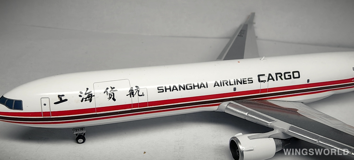 JC Wings 1:400 JCCSHSET Shanghai Airlines 上海航空 McDonnell Douglas MD-11 B-2176