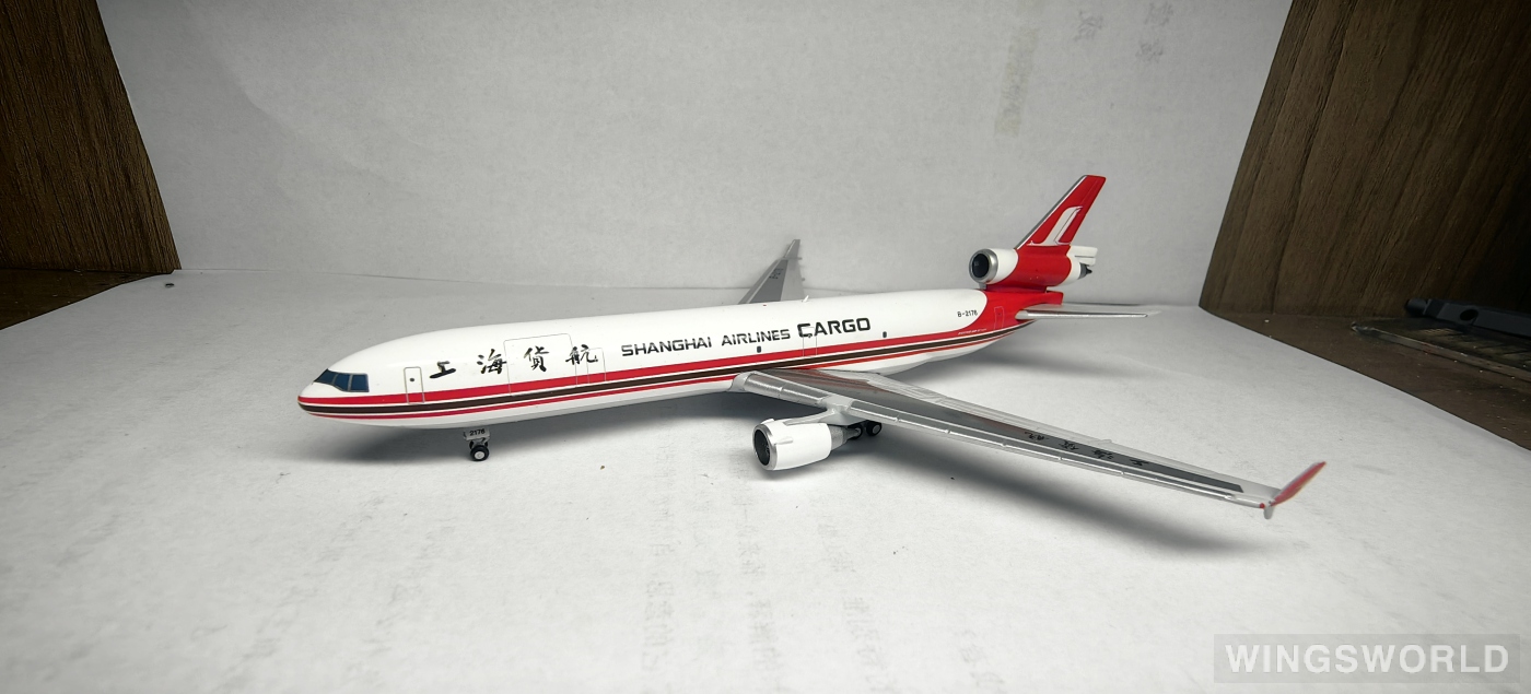 JC Wings 1:400 JCCSHSET Shanghai Airlines 上海航空 McDonnell Douglas MD-11 B-2176