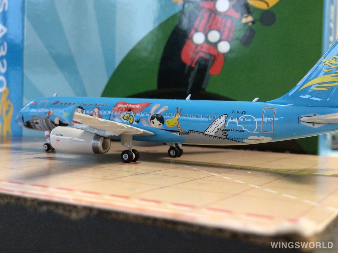 Phoenix 1:400 PH04147 Capital Airlines 首都航空 Airbus A320 B-6725