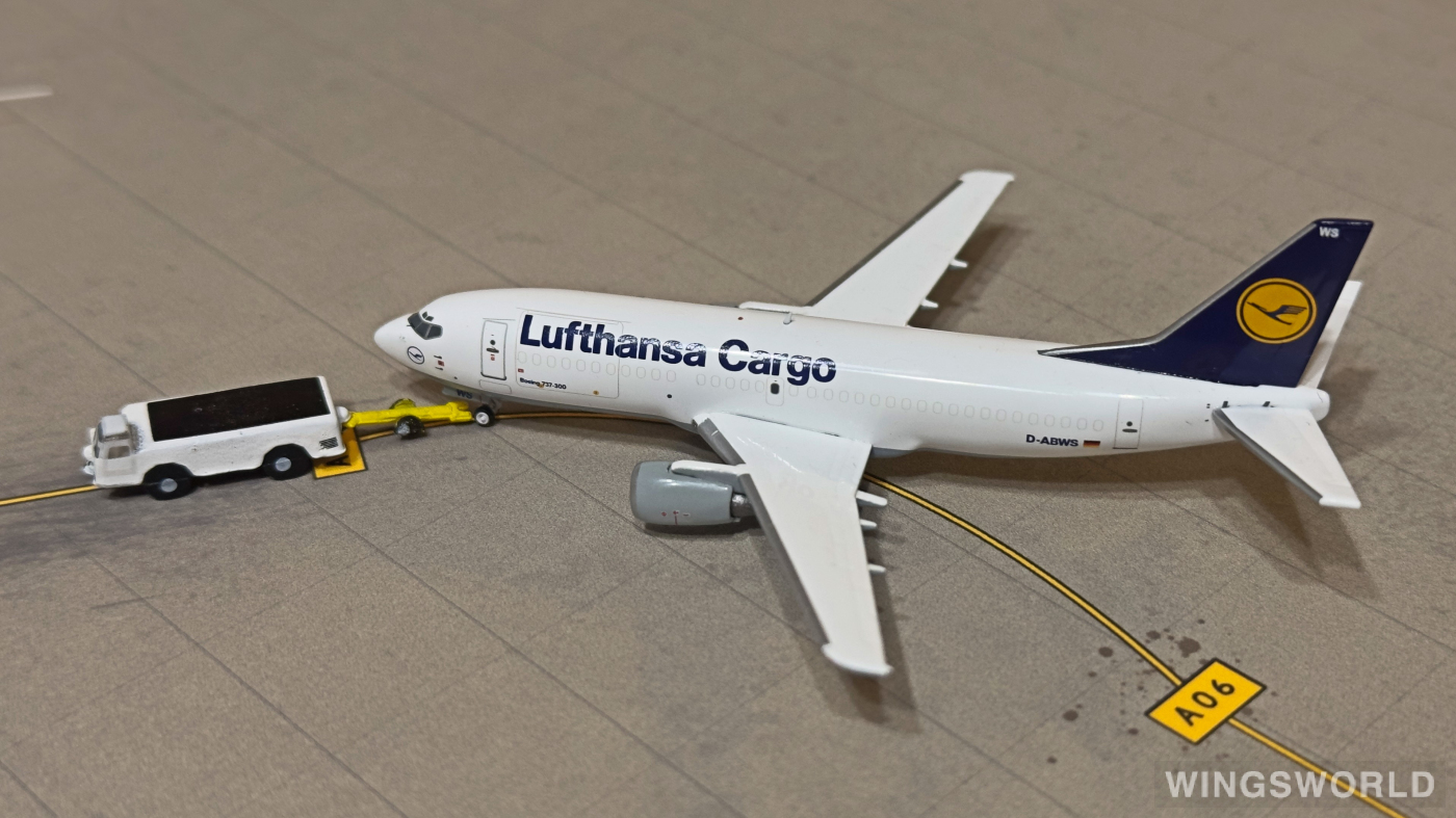 C Model 1:400 C0011 Lufthansa 汉莎航空 Boeing 737-300 D-ABWS
