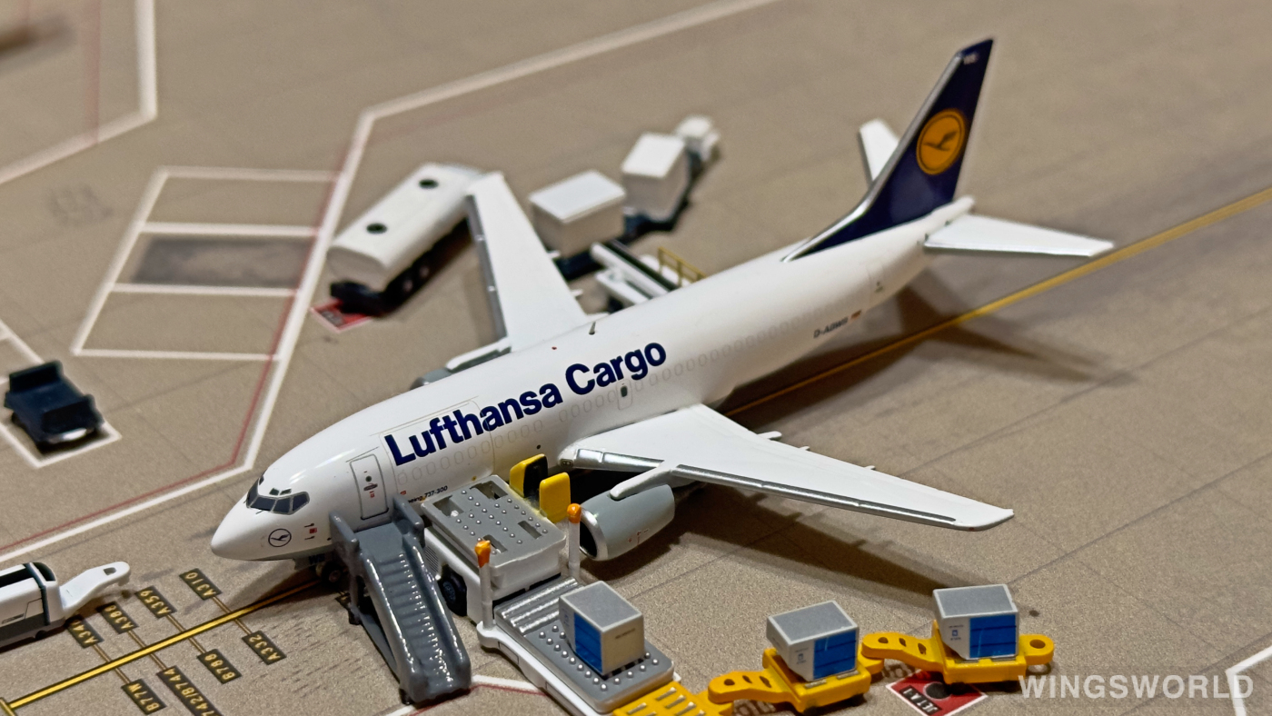 C Model 1:400 C0011 Lufthansa 汉莎航空 Boeing 737-300 D-ABWS
