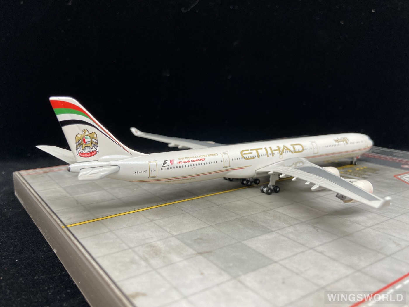 Phoenix 1:400 Airbus A340-600 Etihad Airways 阿提哈德航空PH10371