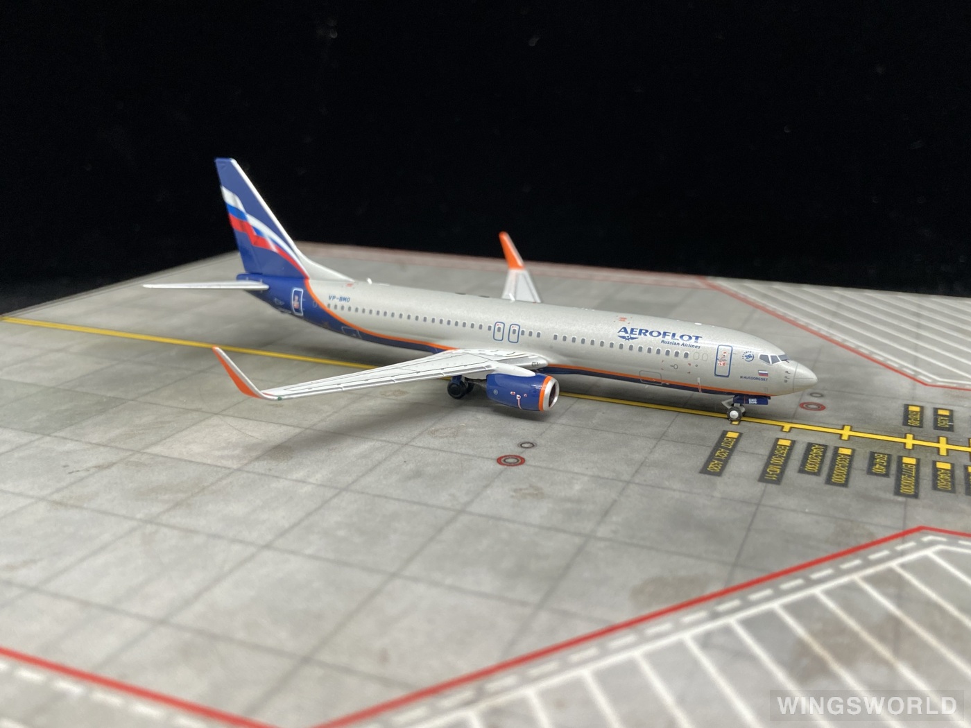 NGmodels 1:400 NG58019 Aeroflot 俄罗斯航空 Boeing 737-800 VP-BMO