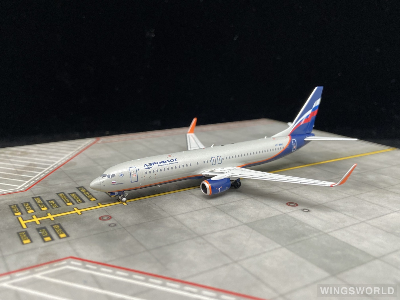 NGmodels 1:400 NG58019 Aeroflot 俄罗斯航空 Boeing 737-800 VP-BMO