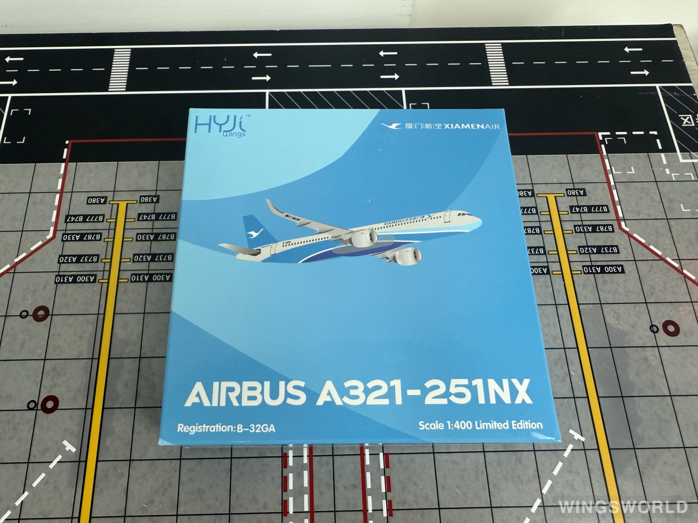 HYJLwings 1:400 HY2100095 XiamenAir 厦门航空 Airbus A321neo B-32GA