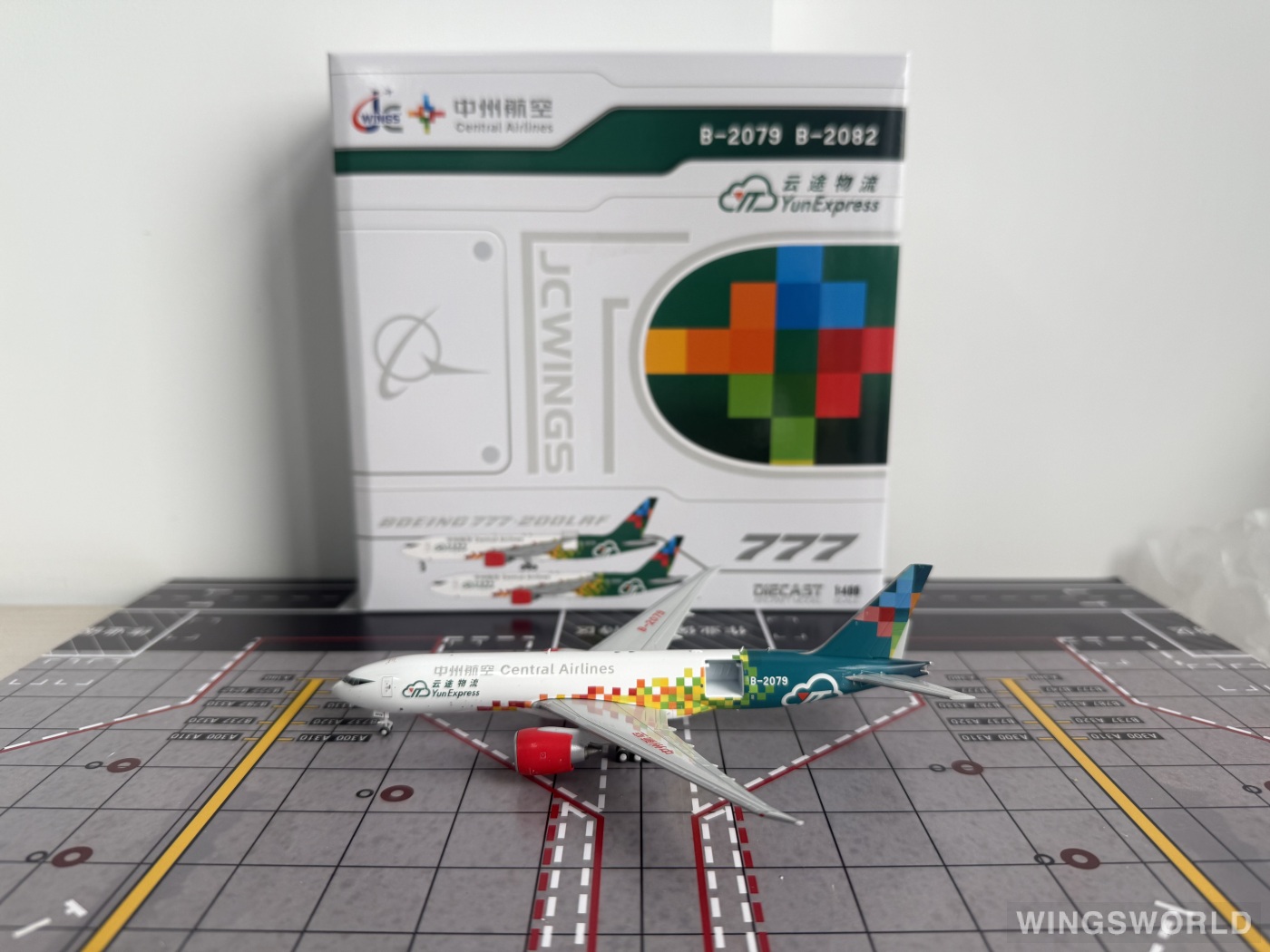 JC Wings 1:400 LH4317C Central Airlines 中州航空 Boeing 777F B-2079
