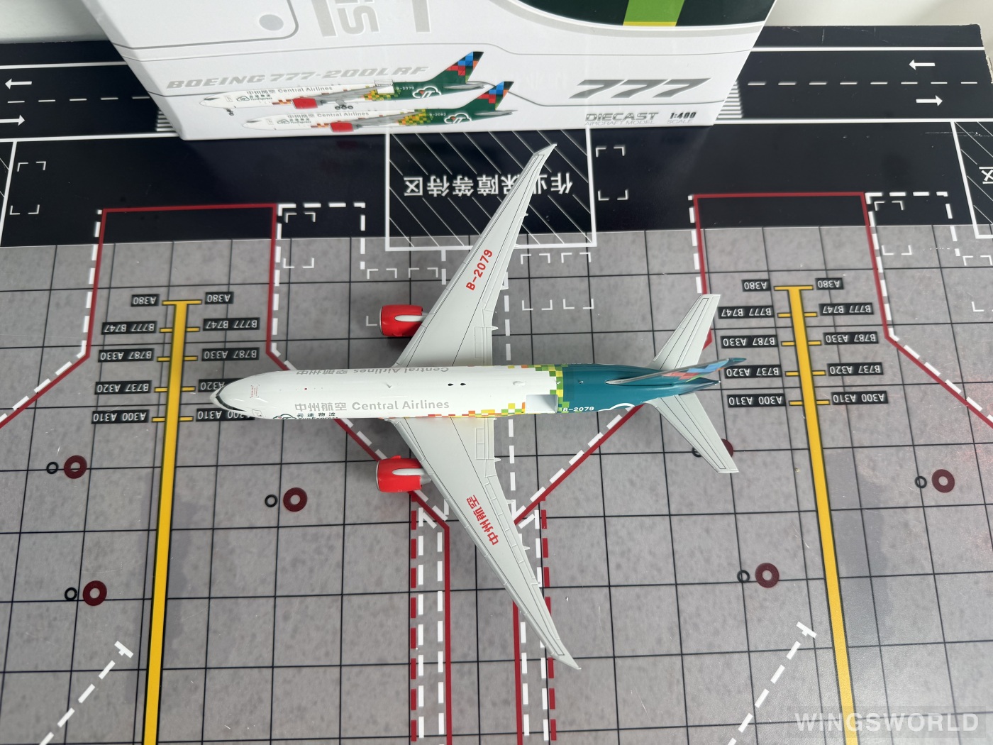 JC Wings 1:400 LH4317C Central Airlines 中州航空 Boeing 777F B-2079