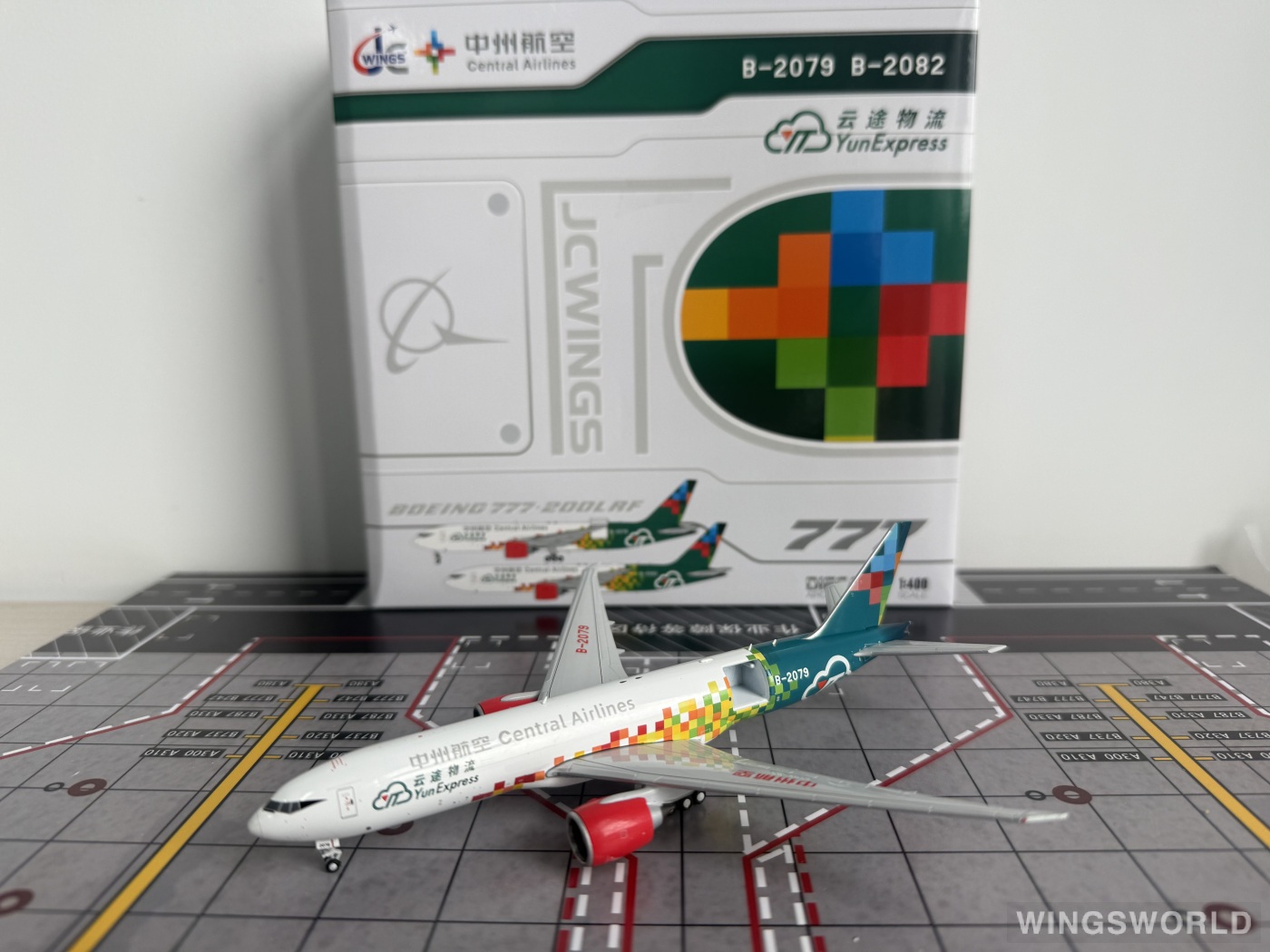 JC Wings 1:400 LH4317C Central Airlines 中州航空 Boeing 777F B-2079
