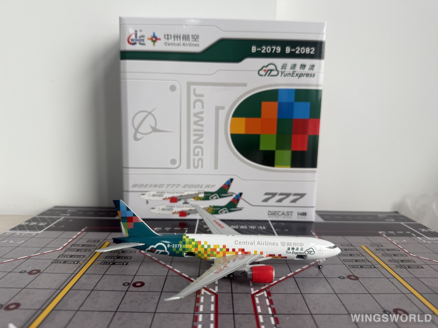 JC Wings 1:400 LH4317C Central Airlines 中州航空 Boeing 777F B-2079