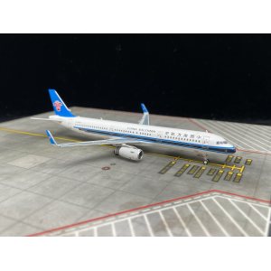 China Southern 中国南方航空 Airbus A321 B-6979  C0037 C Model 1:400