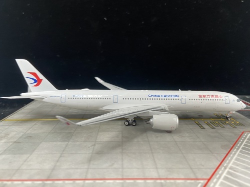 中国東方航空 AIRBUS350-900 限定版モデル NG Models A350-900 中国東方航空 「1st A350 delivered from