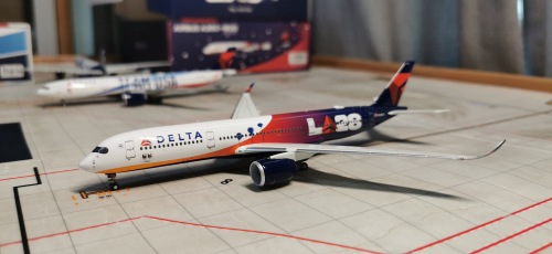 美品 レアGalaxy Airlines A300-600R 1/400 模型 美品 レアGalaxy Airlines A300-600R 1/400 模型