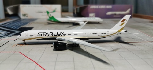 NGmodels 1:400 Airbus A350-900 Starlux Airlines 星宇航空NG39049 B