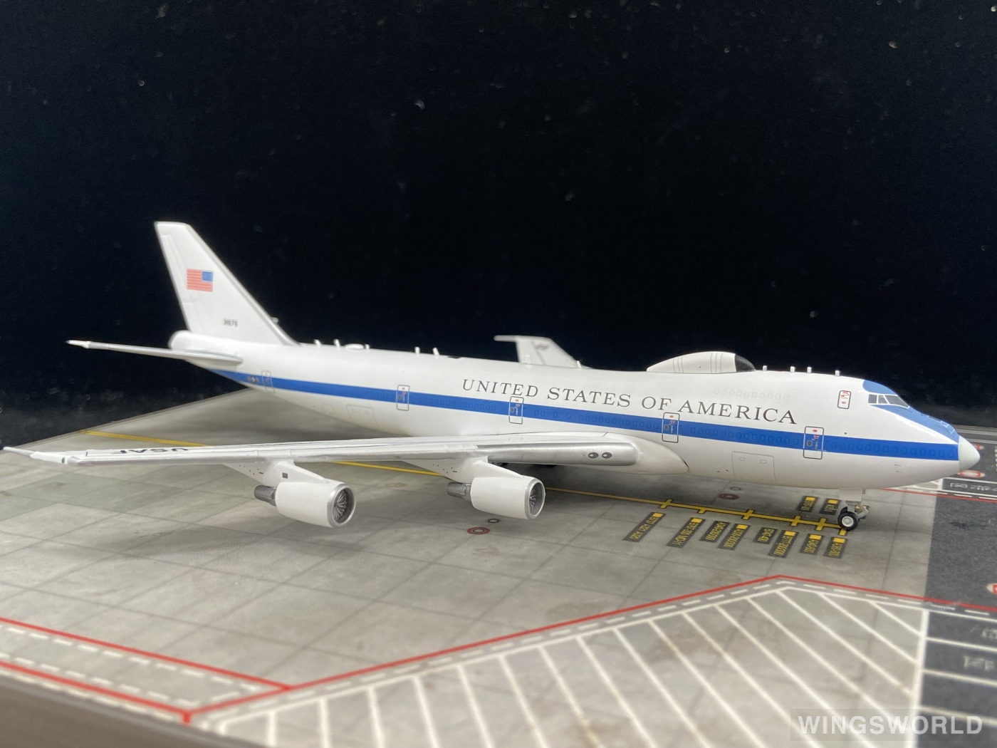 Dragon Models 1:400 55489 USAF 美国空军 Boeing E-4 31676