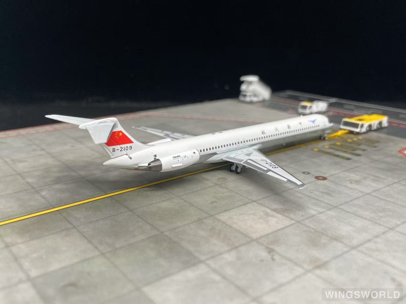 NGmodels 1:400 NG83018 CAAC 中国民航 McDonnell Douglas MD-82 B-2109