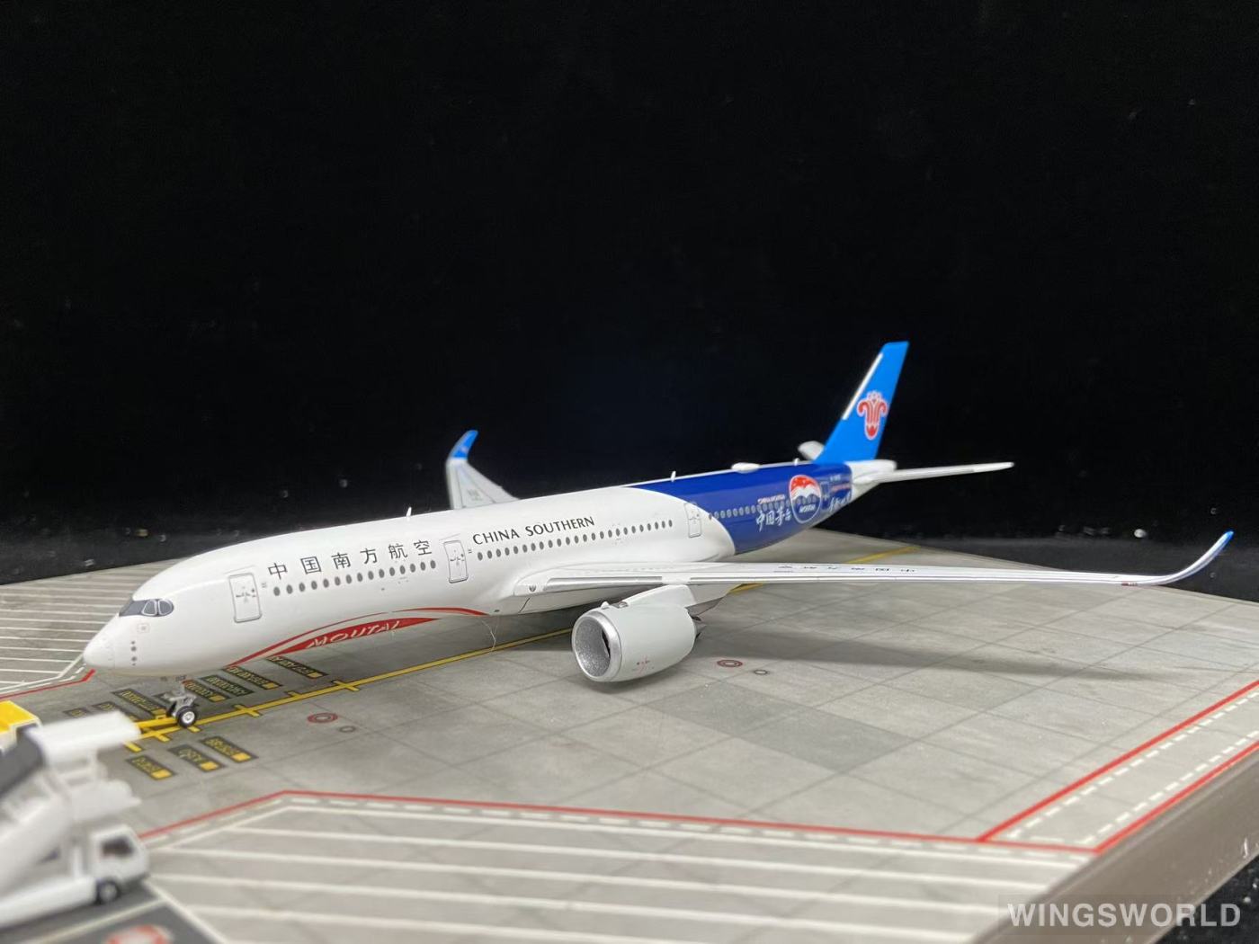 南航文创 1:400 24012 China Southern 中国南方航空 Airbus A350-900 B-30CE