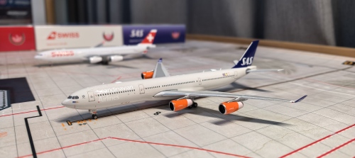 AeroClassics 1:400 Boeing 737-200 FAT 远东航空ACB2625 B-2625