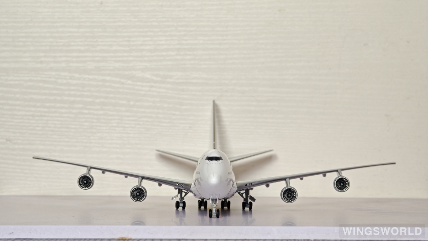 JC Wings 1:200 EW2742004 Dragonair 港龙航空 Boeing 747-200 B-KAD
