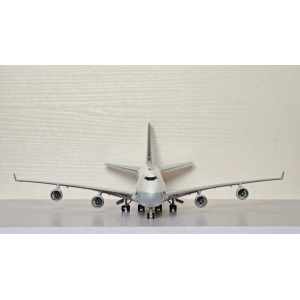 Cathay Pacific 国泰航空 Boeing 747-400 B-LIC  WB-747-4-066 WB Models 1:200