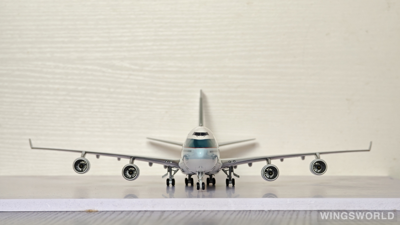JC Wings 1:200 SA2017 Cathay Pacific 国泰航空 Boeing 747-400 VR-HOV