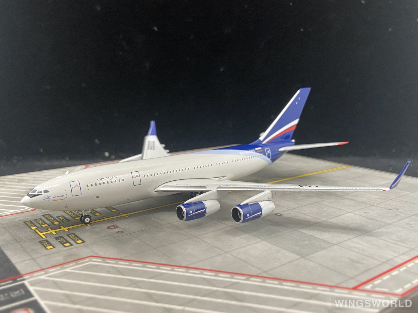 Phoenix 1:400 PH11966 Aeroflot 俄罗斯航空 Ilyushin Il-96 RA-96002