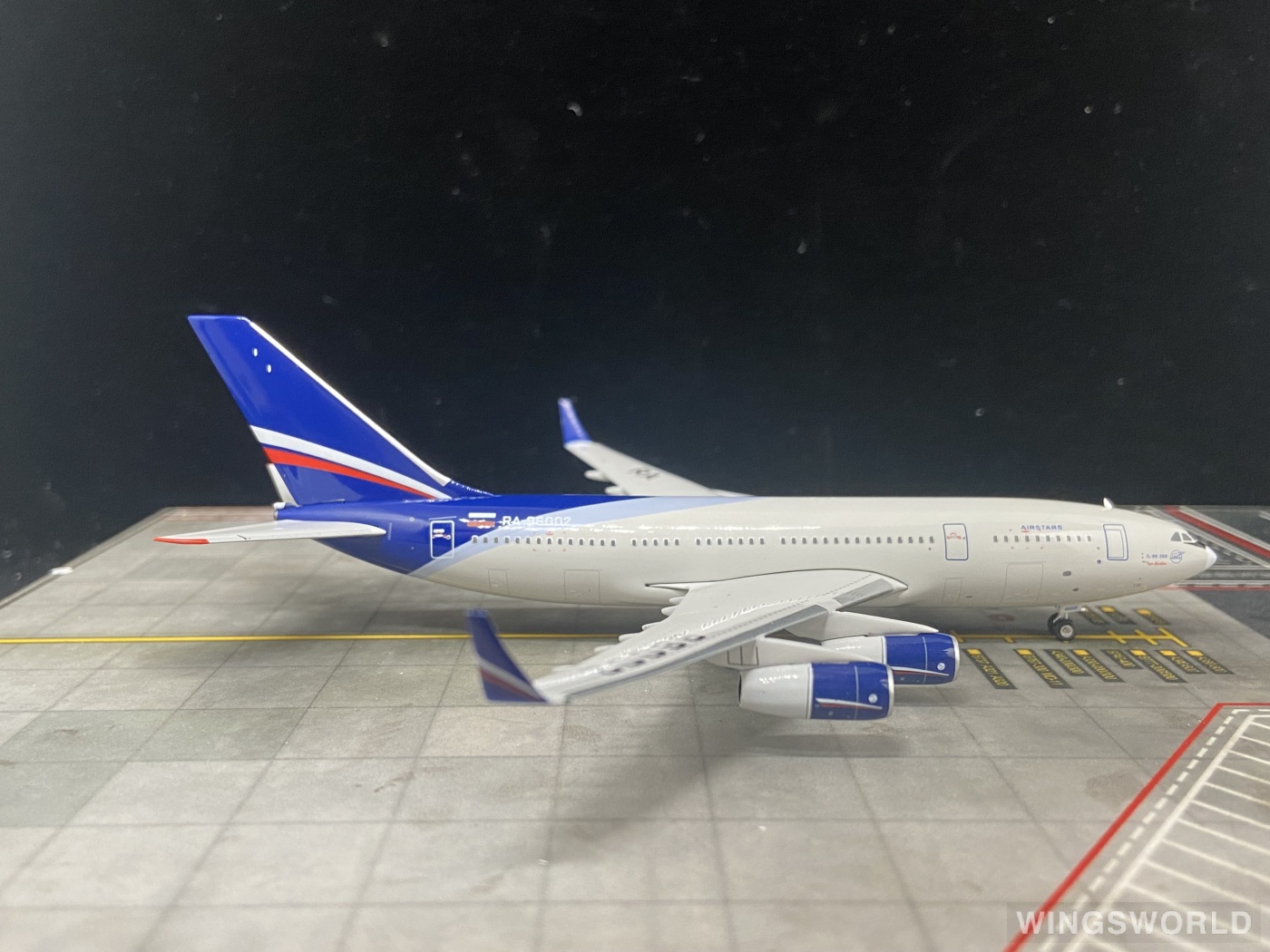 Phoenix 1:400 PH11966 Aeroflot 俄罗斯航空 Ilyushin Il-96 RA-96002