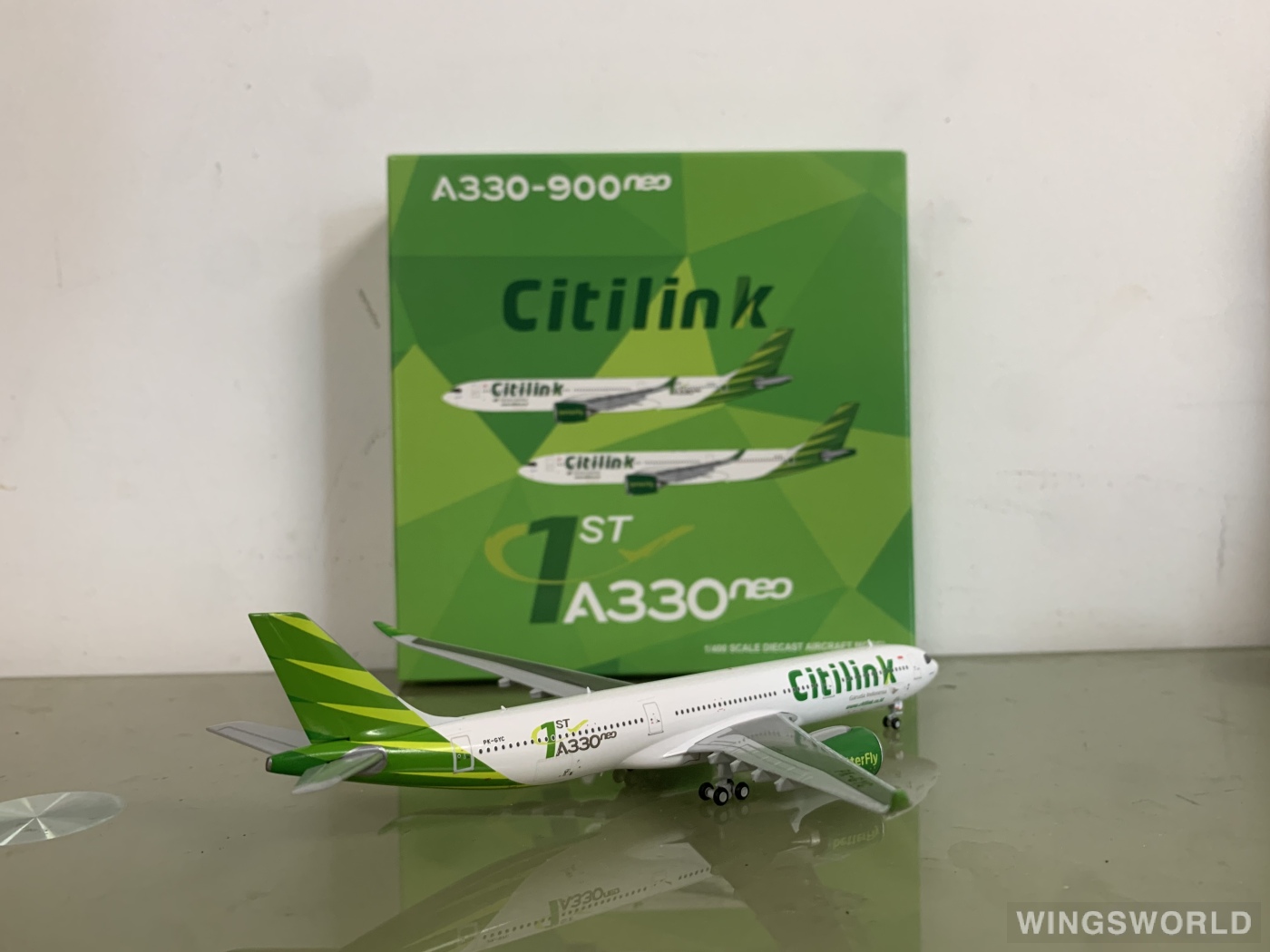JC Wings 1:400 XX4399 Garuda Indonesia 印度尼西亚鹰航 Airbus A330-900neo PK-GYC