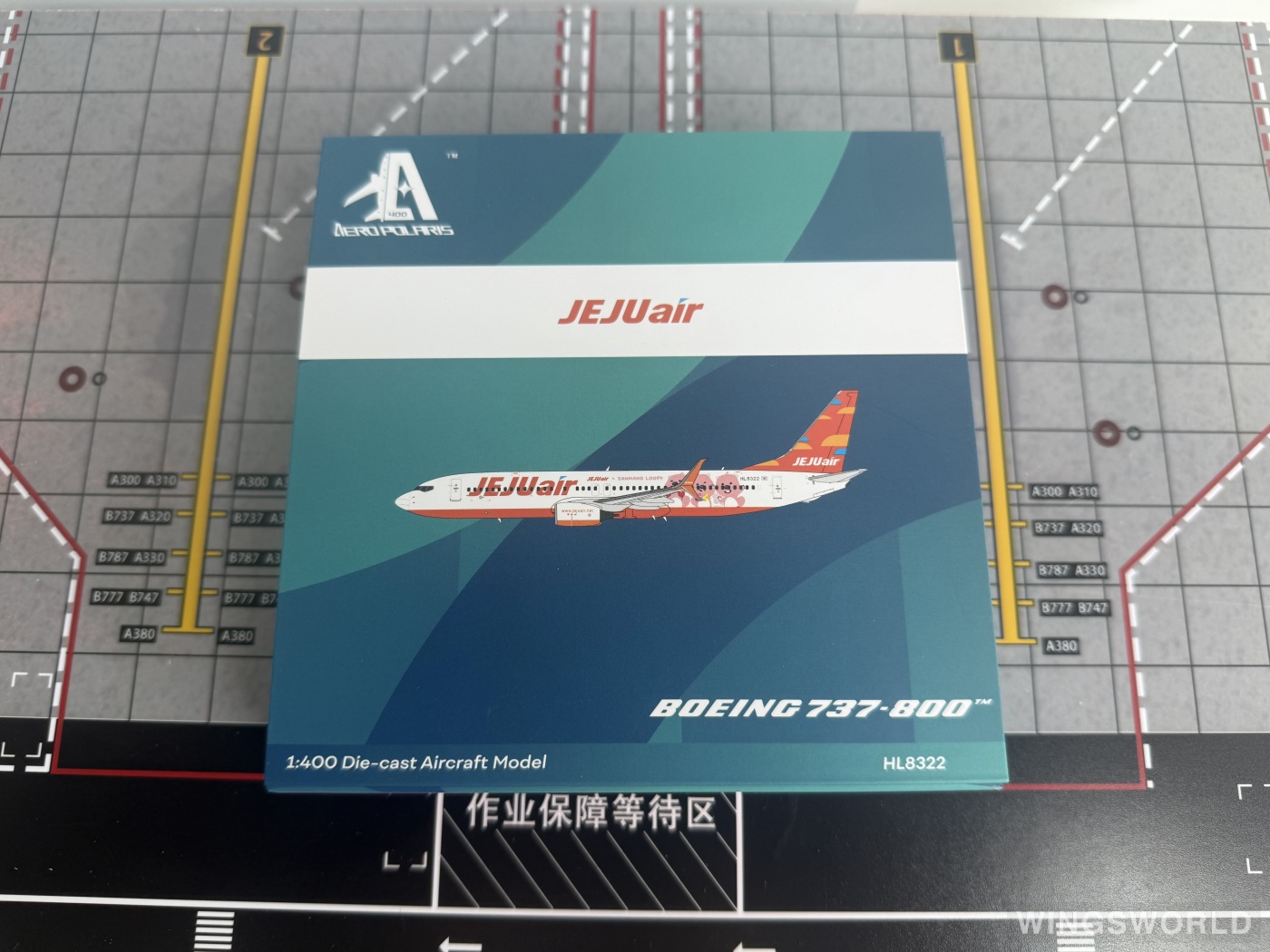AeroPolaris 1:400 HA7380018 Jeju Air 济州航空 Boeing 737-800 HL8322