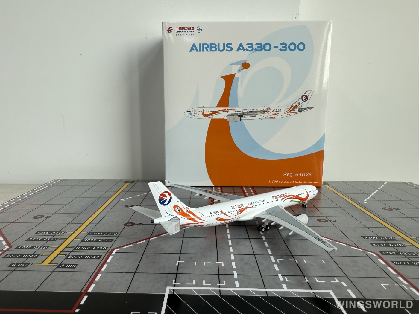 NGmodels 1:400 NG62072 China Eastern 中国东方航空 Airbus A330-300 B-6128