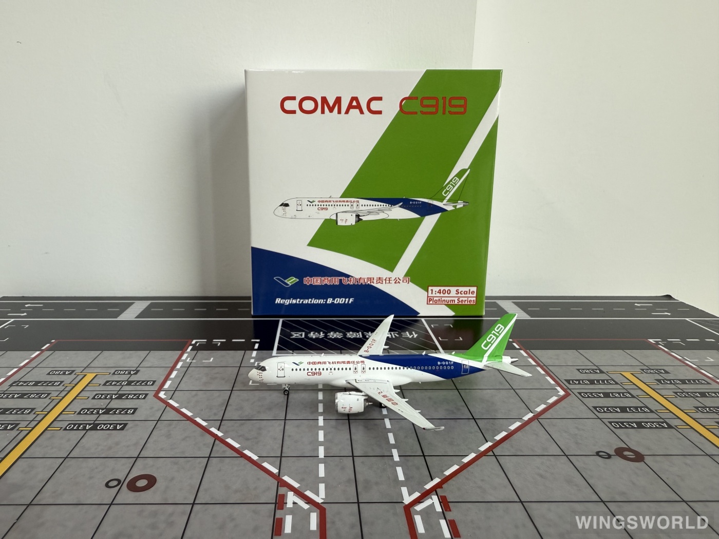 Phoenix 1:400 PH11993 COMAC 中国商飞 Comac C919 B-001F