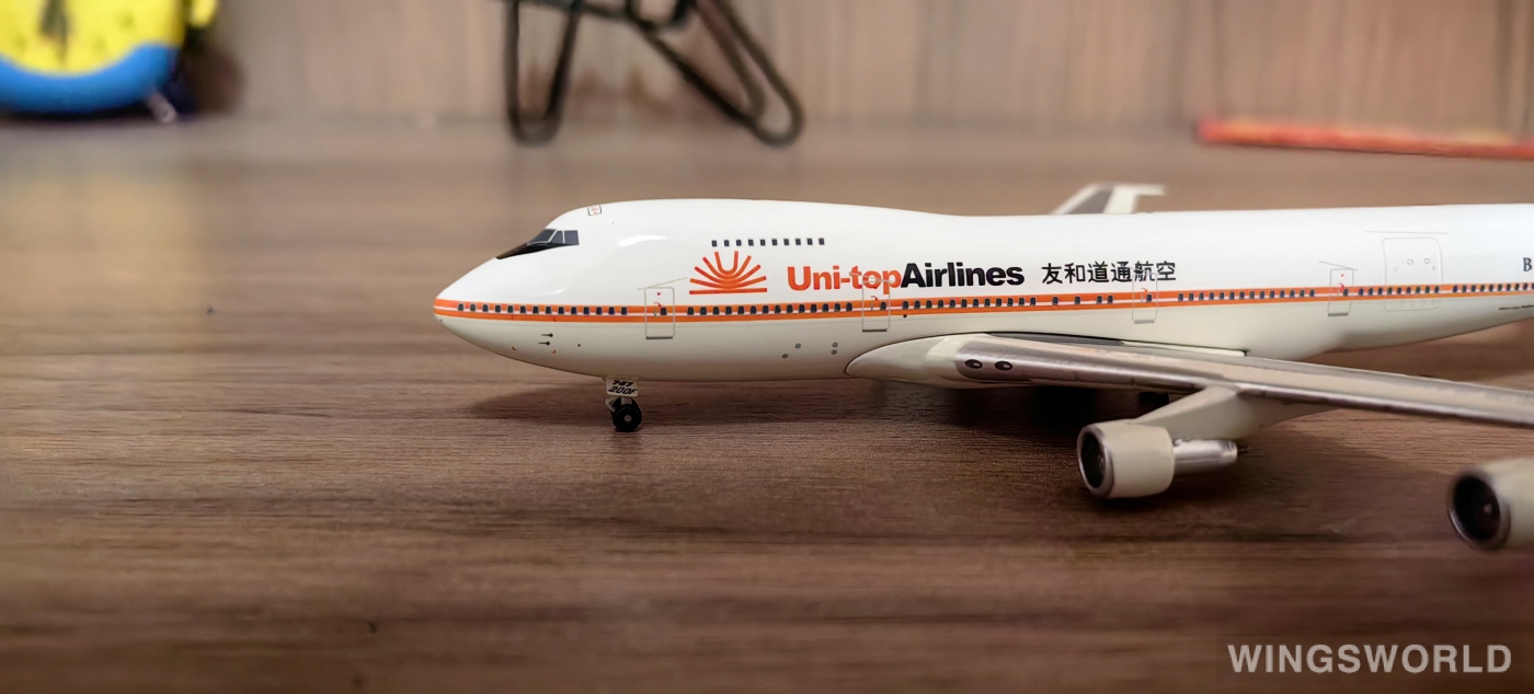 Phoenix 1:400 PH04168 Uni-Top Airlines 友和道通航空 Boeing 747-200 B-2462