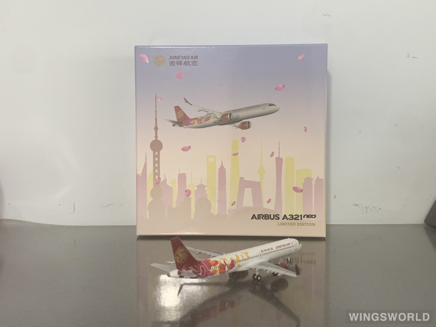 HYJLwings 1:400 HYJL810065 Juneyao Airlines 吉祥航空 Airbus A321neo B-30EQ