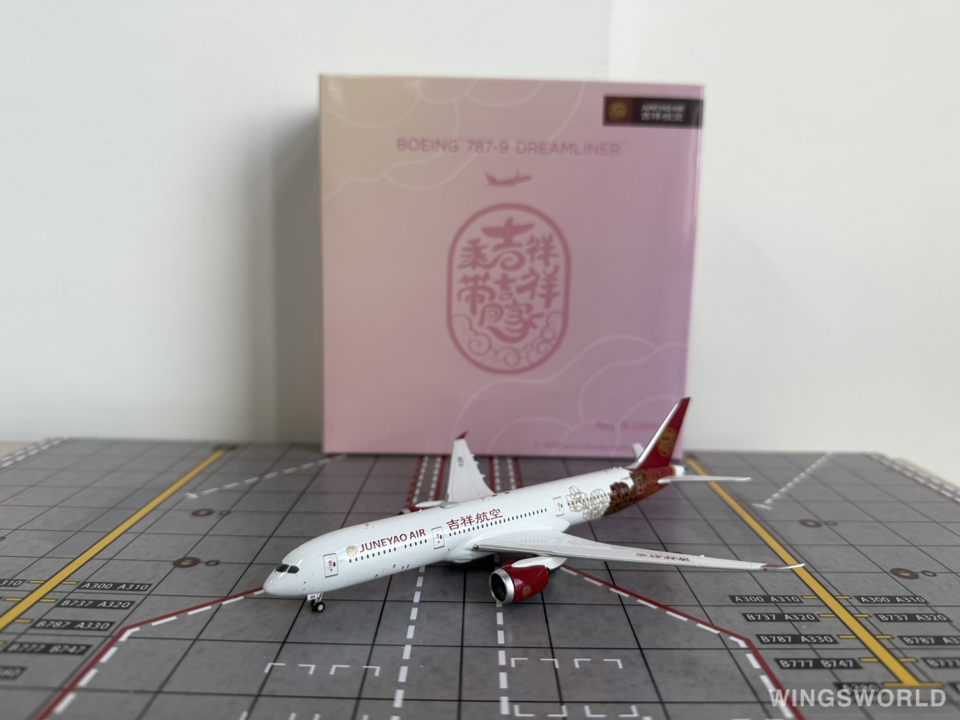 NGmodels 1:400 NG55152 Juneyao Airlines 吉祥航空 Boeing 787-9 B-226N