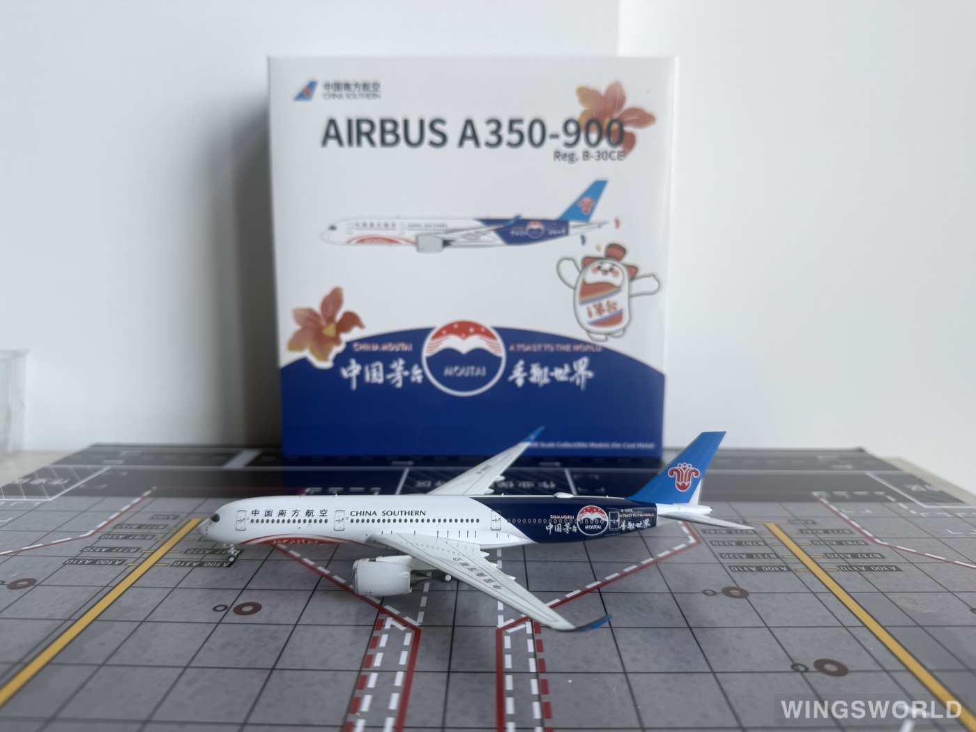 NGmodels 1:400 NG39068 China Southern 中国南方航空 Airbus A350-900 B-30CE