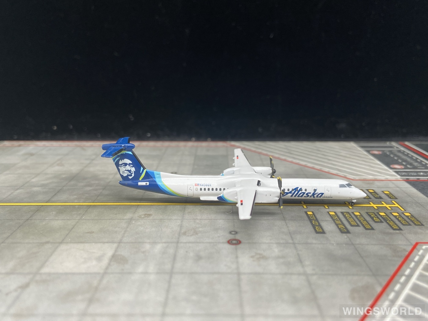 Geminijets 1:400 GJASA1760 Alaska Airlines 阿拉斯加航空 Bombardier Dash 8-400 N438QX