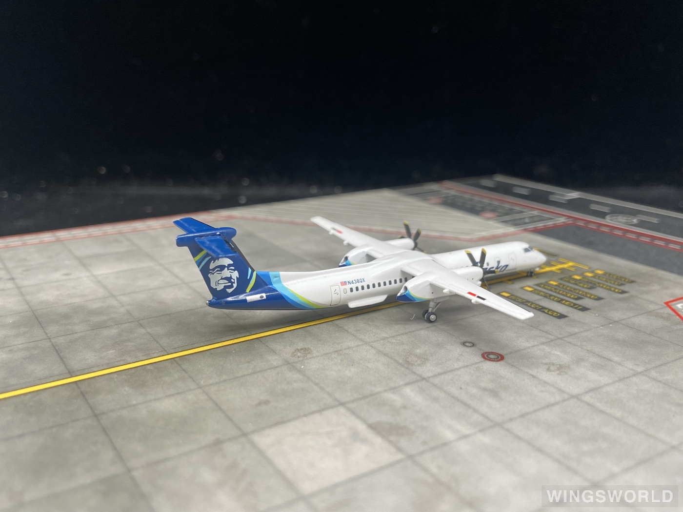 Geminijets 1:400 GJASA1760 Alaska Airlines 阿拉斯加航空 Bombardier Dash 8-400 N438QX