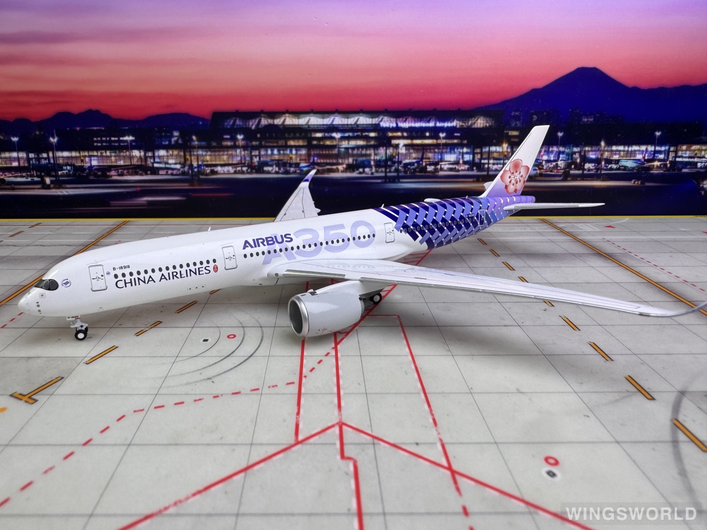 AeroPolaris 1:400 HA3590004 China Airlines 中华航空 Airbus A350-900 B-18918