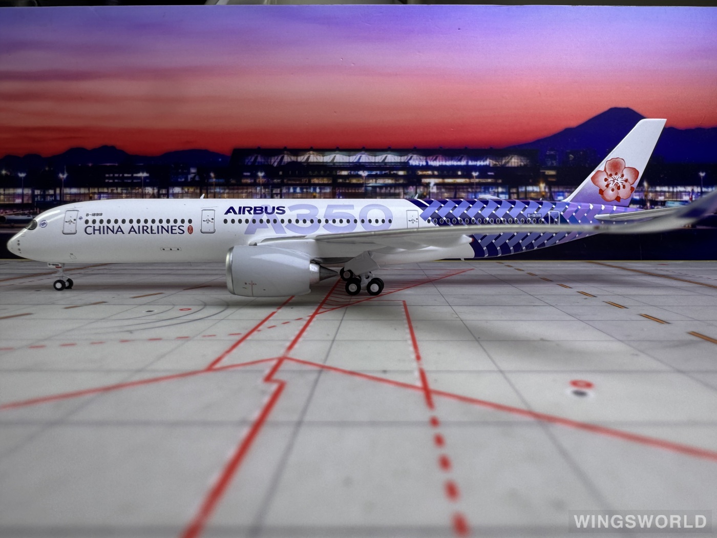 AeroPolaris 1:400 HA3590004 China Airlines 中华航空 Airbus A350-900 B-18918