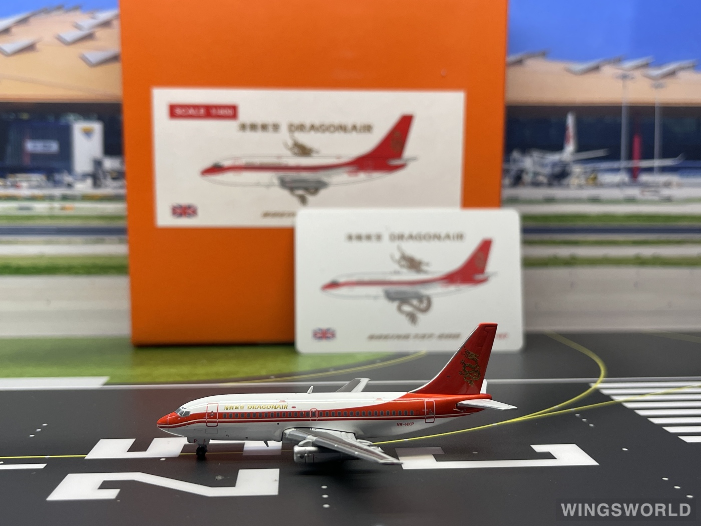 JC Wings 1:400 EW4732001 Dragonair 港龙航空 Boeing 737-200 VR-HKP