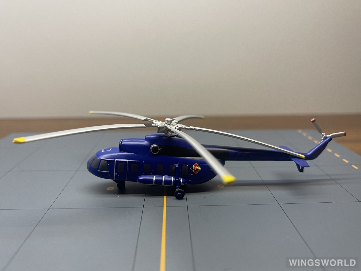 Herpa 1:200 555890 Interflug 东德航空 Mil Mi-8 773