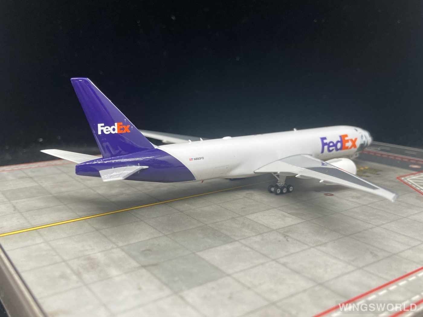 Phoenix 1:400 PH04625 FedEx 联邦快递 Boeing 777-200LR N893FD